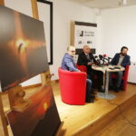 08.02.2019 Kielce. OMPiO. Konferencja na temat nowego cyklu wystaw fotografii. Pierwsza autorstwa Roberta Lubczyńskiego i Sławomira Mazura / Jarosław Kubalski / Radio Kielce