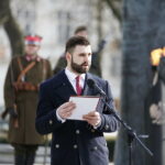 10.02.2019 Kielce. Skwer Żeromskiego. Uroczystości pod Pomnikiem Armii Krajowej w 77. rocznicę przemianowania Związku Walki Zbrojnej w Armię Krajową. Doradca wojewody Wiktor Michał Kowalski / Jarosław Kubalski / Radio Kielce