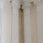 15.02.2019 Kielce. Pałacyk Tomasza Zielińskiego. DŚT. Pęknięcia na ścianach / Jarosław Kubalski / Radio Kielce