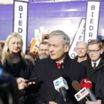 19.02.2019 Kielce. Prezes partii Wiosna podczas konferencji prasowej na Rynku / Jarosław Kubalski / Radio Kielce