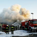 19.02.2019 Micigózd. Pożar składowiska elektrośmieci / Jarosław Kubalski / Radio Kielce