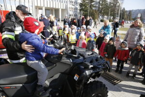 19.02.2019 Kielce. Przekazanie nowego sprzętu strażaków / Jarosław Kubalski / Radio Kielce