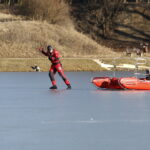 22.02.2019 Kielce. Prezentacja sprzętu do ratowania ludzi na kruchym lodzie / Jarosław Kubalski / Radio Kielce