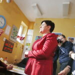 28.02.2019 Piekoszów. Wicepremier Beata Szydło odwiedziła Środowiskowy Dom Samopomocy / Jarosław Kubalski / Radio Kielce