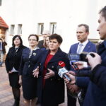 28.02.2019 Piekoszów. Wicepremier Beata Szydło odwiedziła Środowiskowy Dom Samopomocy / Jarosław Kubalski / Radio Kielce