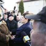 28.02.2019 Piekoszów. Wicepremier Beata Szydło odwiedziła Środowiskowy Dom Samopomocy i spotkała się z mieszkańcami / Jarosław Kubalski / Radio Kielce