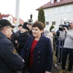28.02.2019 Piekoszów. Wicepremier Beata Szydło odwiedziła Środowiskowy Dom Samopomocy i spotkała się z mieszkańcami / Jarosław Kubalski / Radio Kielce
