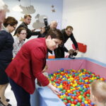 28.02.2019 Strawczyn. Wicepremier Beata Szydło odwiedziła przedszkole i żłobek samorządowy / Jarosław Kubalski / Radio Kielce