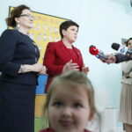 28.02.2019 Strawczyn. Wicepremier Beata Szydło odwiedziła przedszkole i żłobek samorządowy / Jarosław Kubalski / Radio Kielce