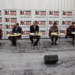 Studio Polityczne Radia Kielce. Na zdjęciu: Andrzej Pruś - Prawo i Sprawiedliwość, Michał Braun - Platforma Obywatelska, Adam Jarubas - Polskie Stronnictwo Ludowe, Mateusz Żukowski - Nowoczesna, Magdalena Fogiel-Litwinek - Kukiz’15 / Jarosław Kubalski / Radio Kielce