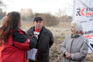 Skarżysko. Interwencja. Woda zalewa posesje mieszkańcom ulicy 1 Maja / Krzysztof Bujnowicz / Radio Kielce