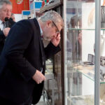 Ostrowiec Świętokrzyski. Minister rolnictwa i rozwoju wsi Jan Krzysztof Ardanowski zwiedza Izbę Pamięci Cukrownictwa w Częstocicach / Emilia Sitarska / Radio Kielce