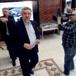 Ostrowiec Świętokrzyski. Minister rolnictwa i rozwoju wsi Jan Krzysztof Ardanowski zwiedza Izbę Pamięci Cukrownictwa w Częstocicach / Emilia Sitarska / Radio Kielce