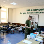 01.08.2017 Kielce. Honorowe oddawanie krwi w jednostce na Bukówce. / Marzena Mąkosa - Radio Kielce / Honorowe oddawanie krwi.