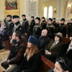 Uroczysty pogrzeb Jana Wosińskiego oraz Piotra Pecela - partyzantów AK oraz NSZ zamordowanych przez komunistów w Zgórsku koło Kielc / Marzena Mąkosa / Radio Kielce