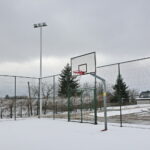 Stadion przy Szkole Podstawowej im. Jana Pawła II w Bielinach / Marzena Mąkosa / Radio Kielce