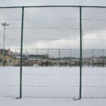 Stadion przy Szkole Podstawowej im. Jana Pawła II w Bielinach / Marzena Mąkosa / Radio Kielce