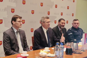 Spotkanie władz miasta i polskich funkcjonariuszy z oficjalną delegacją policji z partnerskiego miasta Gotha w Niemczech / Marzena Mąkosa / Radio Kielce