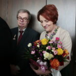 Odznaczenia w Świętokrzyskim Urzędzie Wojewódzkim. Na zdjęciu: Jerzy Puk i Alicja Stępień  / Marzena Mąkosa / Radio Kielce