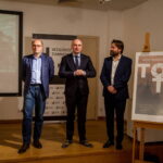 Wystawa "To Tu. Moje Świętokrzyskie". Prace Sławomira Mazura i Roberta Lubczyńskiego / Marzena Mąkosa / Radio Kielce