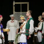 Widowisko obrzędowe „Wesele świętokrzyskie” w Centrum Edukacji i Kultury „Szklany Dom” / Marzena Mąkosa / Radio Kielce