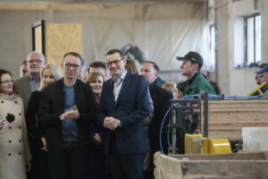 Spotkanie premiera Mateusza Morawieckiego z przedsiębiorcami w Zagnańsku / Marzena Mąkosa / Radio Kielce