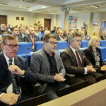 Spotkanie w starostwie powiatowym z wójtami i burmistrzami / Marzena Mąkosa / Radio Kielce