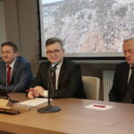 Spotkanie w starostwie powiatowym z wójtami i burmistrzami / Marzena Mąkosa / Radio Kielce