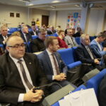 Spotkanie w starostwie powiatowym z wójtami i burmistrzami / Marzena Mąkosa / Radio Kielce