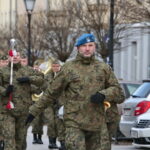 Przysięga wojskowa elewów szkolących się w Centrum Przygotowań do Misji Zagranicznych w Kielcach / Marzena Mąkosa / Radio Kielce