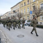 Przysięga wojskowa elewów szkolących się w Centrum Przygotowań do Misji Zagranicznych w Kielcach / Marzena Mąkosa / Radio Kielce