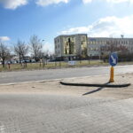 Piasek na chodnikach, ścieżkach rowerowych i ulicach / Marzena Mąkosa / Radio Kielce