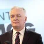 Briefing prasowy wicepremiera Jarosława Gowina oraz minister przedsiębiorczości i technologii Jadwigi Emilewicz. Na zdjęciu: wicepremier Jarosław Gowin / Marzena Mąkosa / Radio Kielce