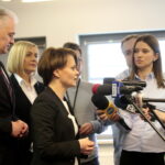 Briefing prasowy wicepremiera Jarosława Gowina oraz minister przedsiębiorczości i technologii Jadwigi Emilewicz. Na zdjęciu: Jadwiga Emilewicz - minister przedsiębiorczości i technologii / Marzena Mąkosa / Radio Kielce