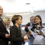 Briefing prasowy wicepremiera Jarosława Gowina oraz minister przedsiębiorczości i technologii Jadwigi Emilewicz. / Marzena Mąkosa / Radio Kielce