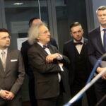 Briefing prasowy wicepremiera Jarosława Gowina oraz minister przedsiębiorczości i technologii Jadwigi Emilewicz. Na zdjęciu po prawej:Bogdan Wenta - prezydent Kielc / Marzena Mąkosa / Radio Kielce