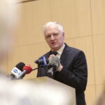 Konferencja dotycząca wsparcia dla przedsiębiorców z terenu świętokrzyskiego w ramach Funduszy Europejskich. Na zdjęciu: wicepremier Jarosław Gowin / Marzena Mąkosa / Radio Kielce