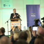 Oficjalne otwarcie I Kongresu Ekologii Powietrza w Targach Kielce. Michał Cieślak - poseł Porozumienia / Marzena Mąkosa / Radio Kielce