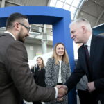 Oficjalne otwarcie I Kongresu Ekologii Powietrza w Targach Kielce. Po prawej wicepremier Jarosław Gowin / Marzena Mąkosa / Radio Kielce