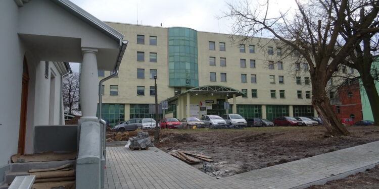 Budynek Domu Muzealnego i szpitala / Emilia Sitarska / Radio Kielce