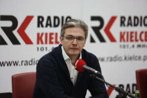 Studio Polityczne Radia Kielce. Na zdjęciu: Adam Jarubas, Polskie Stronnictwo Ludowe / Jarosław Kubalski / Radio Kielce