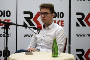 Studio Polityczne Radia Kielce. Na zdjęciu Piotr Kopacz, Nowoczesna / Robert Felczak / Radio Kielce