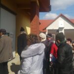 Wydawanie żywności przez sandomierską Caritas / Grażyna-Szlęzak-Wójcik / Radio Kielce