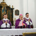 Sandomierz. Uroczystość ustanowienia nadzwyczajnych szafarzy komunii świętej / Grażyna Szlęzak-Wójcik / Radio Kielce