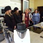 Wiceminister edukacji Marzena Machałek odwiedziła Zespół Szkół Ponadgimnazjalnych nr 2 w Jędrzejowie. / Ewa Pociejowska-Gawęda / Radio Kielce