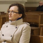 Kościół garnizonowy. Nabożeństwo poświęcone pamięci ofiar sowieckiej zbrodni. Wojewoda świętokrzyski Agata Wojtyszek / Wiktor Dziarmaga / Radio Kielce