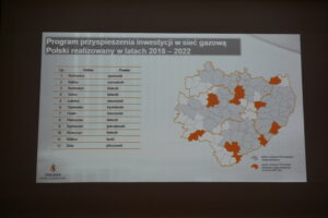 Konferencja Polskiej Spółki Gazownictwa w sprawie planów rozwoju / Mateusz Kaczmarczyk / Radio Kielce