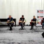 Studio Polityczne. Na zdjęciu (od lewej): Krzysztof Słoń - PiS, Michał Braun - PO, Magdalena Fogiel-Litwinek - Kukiz'15, Ewelina Bień - PSL i Piotr Kopacz - Nowoczesna / Karol Żak / Radio Kielce