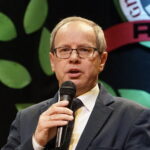 Prezentacja drużyn GKS Rudki. Andrzej Gąsior - wójt gminy Nowa Słupia / Kamil Król / Radio Kielce