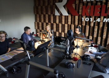 Na zdjęciu od prawej: kieleccy radni: Anna Kibortt, Katarzyna Czech-Kruczek, Jarosław Karyś, Barbara Damian - p.o. dyrektora Zarządu Transportu Miejskiego w Kielcach / Aneta Cielibała-Gil / Radio Kielce